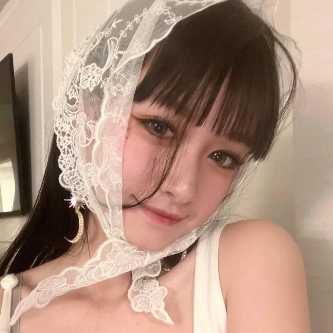 高山上的热气球